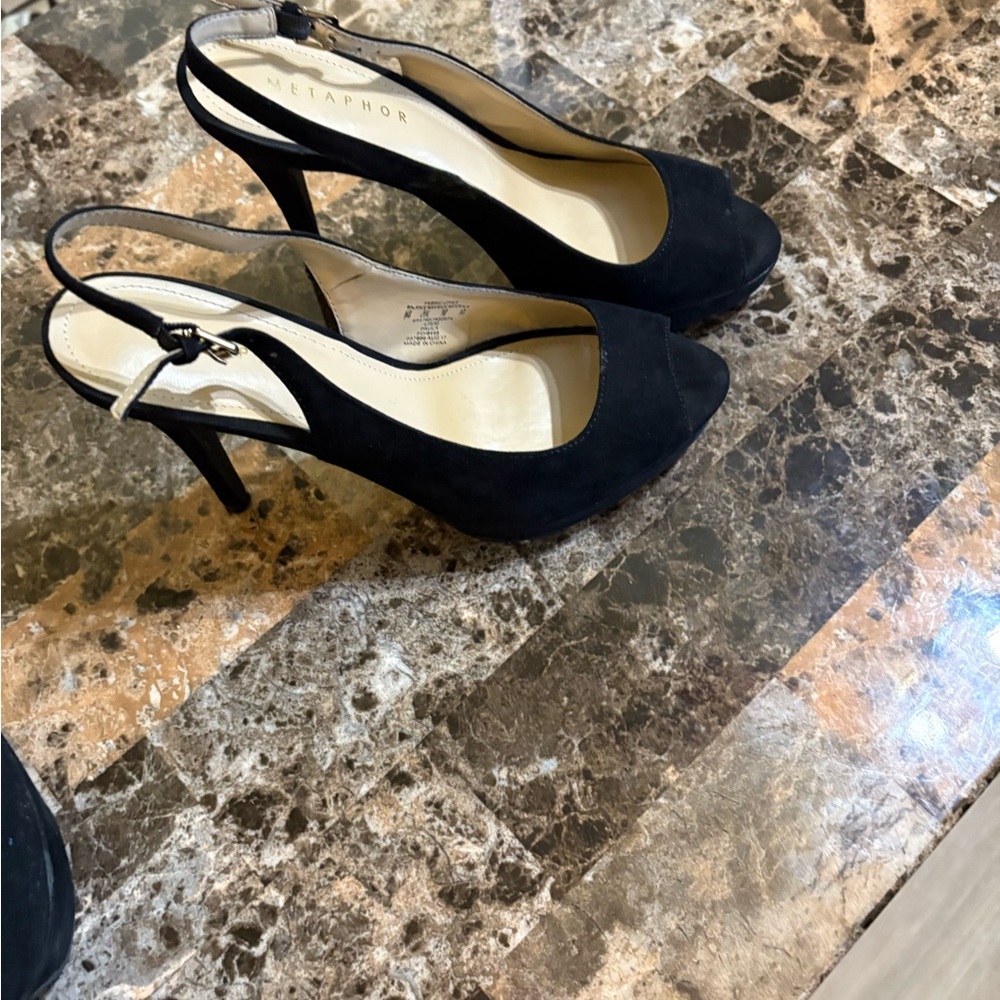 Metaphor Black Slingback Heels with Pointed Toe